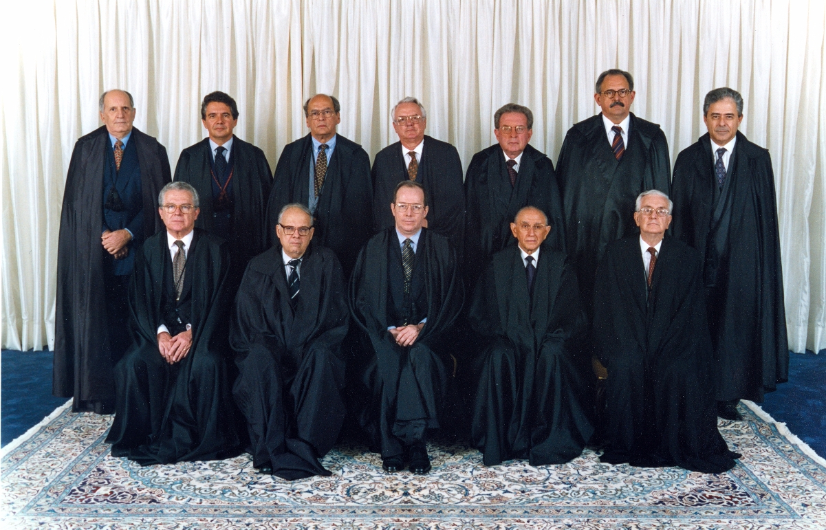 Composição do Tribunal na posso como Presidente
